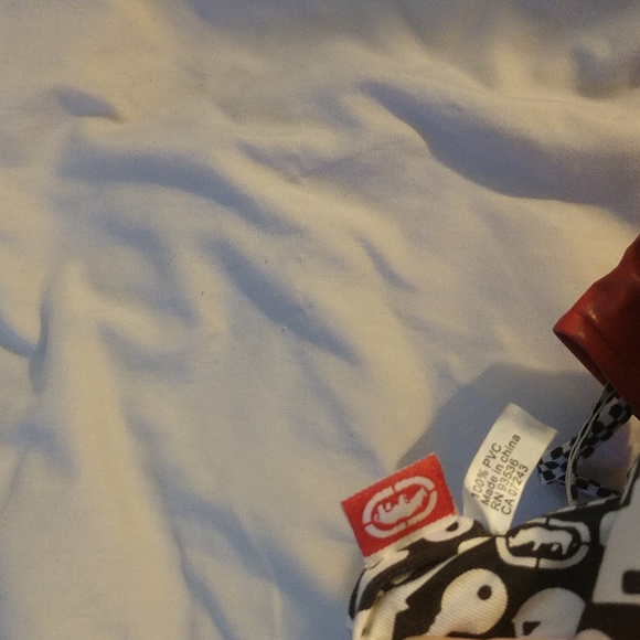 Ecko Red faux leather backpack - Picture 7 of 8